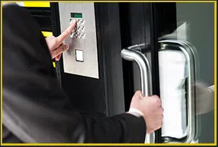 Glendale Locksmith Service Glendale, AZ 623-850-5364 - 8-commercial-locksmith-services